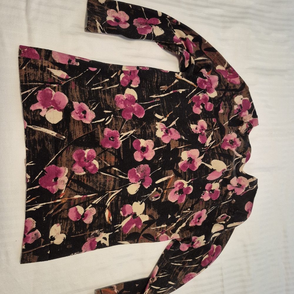 Ann Taylor Beige and Black Floral Cardigan - Picture 4 of 4